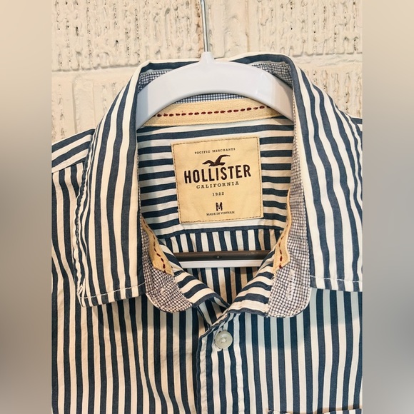 Vintage Hollister long sleeve button up shirt - Picture 2 of 4